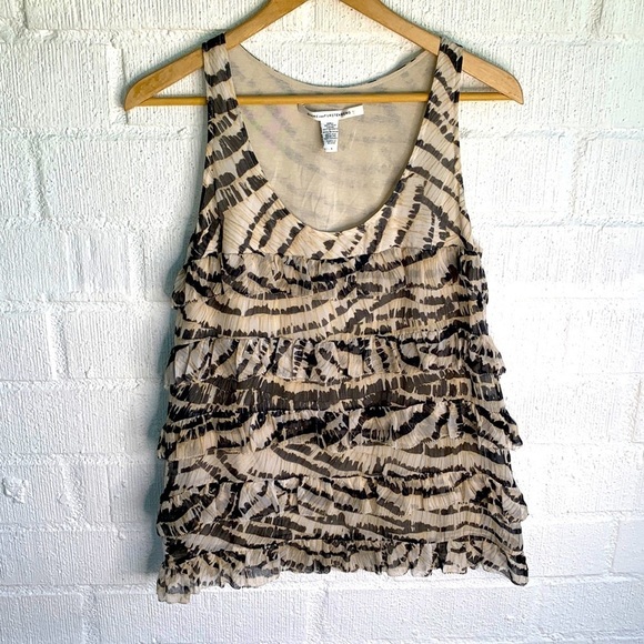 Diane Von Furstenberg Silk Pitonesa Ruffled Chiffon A-Line Tank Top Sz 4 - Picture 3 of 6
